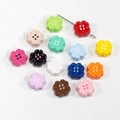 Bunte Acrylperlen in Kleeblattform für DIY-Armbänder und Halsketten Schmuckherstellung - Vierblättriger Kleeblattknopf / 50 Stück / Farbe (zufällig)
