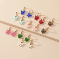 Minimalistische vlinder oorbellen set met kleurrijke bedeltjes op gouden ringen - Multicolor Set (WEH1477)