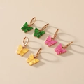 3-delige set kleurrijke acryl vlinder oorbellen in groen roze en geel met gouden afwerking - Multicolor Set (WEH1495)