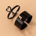 Set di anelli nero opaco con chiave a cuore e lettere dal design minimalista - Anello di coppia / Stile Chiave a Cuore Nero (WR560)