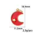 Detail van rode maan hanger met gouden ster, hoogte 18,4 mm en breedte 11,5 mm getoond - Rode Maan Stijl Hanger (ZX216)