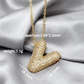 Collar dorado con colgante de letra V con circonitas micro-pave y acabado brillante - Letra V (Colgante Suelto)
