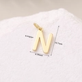 Poliertes 14K Gold-Filled Buchstabe N Anhänger, Maße 12,7mm mal 6,38mm groß - 14K Gold Buchstabe N (H-11371)