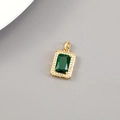 Ciondolo vintage in oro con gemma verde a taglio quadrato e alone di diamanti - Stile Gemma Verde Rettangolare Oro 14K (H-10480)