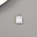 Pendente in argento con grande pietra rettangolare trasparente e cornice pavé - Stile Grande Zircone Trasparente Rettangolare Tono Argento (H-12006)