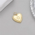 Pendentif cœur doré exquis avec lettre O en relief et texture radiale pour bijoux DIY - Lettre O (H-10526)