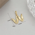 14K gold plated feather-textured letter W pendant, size 24.05mm x 22.65mm for DIY jewelry - Letter W (H-11852)