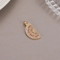 Détail du pendentif agrume plaqué or 14K avec zircons colorés sertis en micro-pavé - Style Tranche d'Orange Coloré (H-9037)