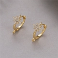 Boucles d'oreilles étoile polaire dorées 14K avec zircons blancs et crochets DIY - Style Étoile à Huit Branches (H-8383)