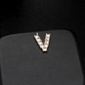 Colgante letra V dorada con circonitas brillantes para creación de joyería DIY - Letra V Oro 14K (H-6596)