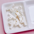 Witte acryl kralen in T-vorm met gat voor DIY-sieraden en telefoonketting accessoires - Mini Clip Kraal (E85-Geschilderd) / Melkwit