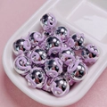 Detalle de cuentas plateadas con esmalte morado y perlas para accesorios de joyería - 16mm / Púrpura plateado