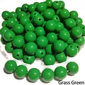 Perles rondes en acrylique vert herbe avec trous pour bijoux DIY et chaînes de téléphone - Vert foncé