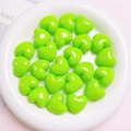 Limoengroene hartvormige hars kralen voor DIY sieraden en mobiele ketting accessoires - 20mm / Fruitgroen