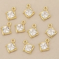 Detailweergave van tien 18k vergulde vierkante zirkoon hangers voor DIY-sieraden maken - Gouden Ruit
