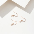 Tres ganchos para pendientes de oro rosa de 18 quilates para creación de joyería artesanal - Oro Rosa (PJ0072)