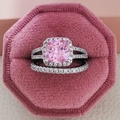 Luxury square pink cushion cut ring set in velvet box with pavé zircon stones - Size 9 / Pink