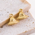 Gouden hoed hanger met geweven textuur voor DIY sieraden en armbanden - Hoed Goud