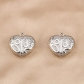 Ciondoli a cuore d'argento con numero 18 in rilievo su sfondo di tessuto di seta premium - Stile con Scritta 9835 / 10 Pezzi/Confezione (12.9x31.3mm) / Argento