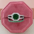 Luxury halo wedding ring set with emerald green gemstone in silver finish - US 5 / Green