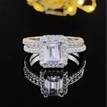 Conjunto de anillos de plata talla esmeralda con diamantes halo en base reflectante - Talla 5 / Juego de Dos Piezas de Halo de Corte Esmeralda (R1997-R4211A)
