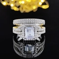 Lujoso juego de tres anillos con piedra de talla esmeralda y pavé halo en plata - Talla 5 / Juego de Tres Piezas de Lujo de Corte Cuadrado (R2101-R4414)