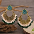 Ethno Vintage Herz-Ohrringe mit grünen Perlenquasten und Kristallverzierung - Grünes Antikgold Spiral-Hohl-Stil (weh5907)