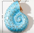 Nahaufnahme des 6 cm blauen Muschel-Anhängers mit Goldtextur und Strasssteinen - Königsblau Gold Blau Seil Stil (WXL1276)