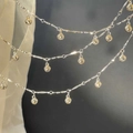 Minimalistische silberne mehrlagige Metallkette mit kleinen Glocken und feiner Kette - 0,5 Meter/Packung / KC Gold