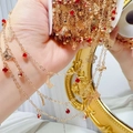 Chaîne papillon dorée avec pierres rouges pour la fabrication de bijoux DIY et colliers - 0,5 Mètre/Paquet / Strass Rouge - Or KC