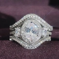 Elegante juego de tres anillos con circonita blanca ovalada y acabado en plata - US 5 / Blanco