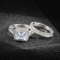 Conjunto de anillos de boda de lujo con diamante corte princesa y circonitas brillantes - US 5 / Plateado