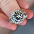 Luxury halo engagement ring with round zircon and split shank in white gold finish - US 6 / White Gold