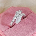Adjustable silver snake ring with sparkling zircon stones in a pink velvet box - Bypass Water Drop Style (r8405) / White