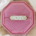 Exquisite gold-plated zircon ring with pavé setting in a pink velvet jewelry box - US 5 / Gold