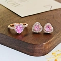 Süßes Schmuckset mit rosa Herz-Zirkonia, Roségold-Ring und passenden Ohrsteckern - Roségold Rosa