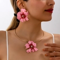 Exaggerated pink flower jewelry set with gold collar necklace and matching earrings - Pink Flower Choker Earrings 2-Piece Set / Pink (t250912-8)