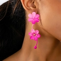 Pink oversized floral earrings with hexagon texture on metallic lacquer finish - Purple Dopamine-Style Flower Drop Earrings (en-19-e027-Purple)