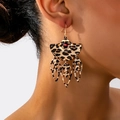 Close-up of bohemian fan-shaped leopard print earrings with red stone on model - Bohemian Fan Ruby Leopard Style (en-19-e048)