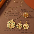 Detailansicht eines Vintage Schmucksets in Gold mit bunten Strasssteinen und Maßangaben - Komplexer Wirbeltexturstil (WTZ292)
