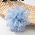 Eleganter hellblauer Mesh-Blumen-Brosche mit Schichten für Pullover und Mäntel - Blau
