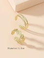 Detail view of gold minimalist toe ring set with flower design and 1.5cm diameter measurement - Twisted Rope and Floral Style (WJR010)