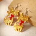 Lustige gelbe Marmor-Acryl-Katzenohrringe mit roter Schleife und Blumenmuster - Gelbe Katze mit roter Schleife (WEH4715)