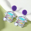 Acryl-Ohrringe mit Bücherstapel und Kaffeetasse mit My Weekend is All Booked Text - Bücherstapel Und Kaffee Stil (WEH4752)