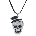 Retro punk acrylic skull necklace with silver sequins and black hat for Halloween - Silver