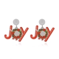 Weihnachts-Ohrhänger JOY aus Acryl mit grünem Kranz-Detail auf weißem Hintergrund - JOY Brief Kranz Stil (WEH3463)