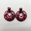 Pink leopard print C-shaped circle hoop earrings with retro aesthetic style - Rose Red Leopard Print (E0158)
