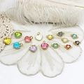 Dettaglio di ciondoli a cuore in opale placcati oro 18K per gioielli fai da te - Cuoricino a doppio collegamento / 7*12mm / Bianco