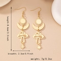 Boucles d'oreilles vintage dorées avec breloques soleil, lune et champignon et mesures - Or (E810)