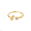 Bague ouverte ajustable plaquée or 18 carats avec lettre Q et zircone étincelante - Lettre Q